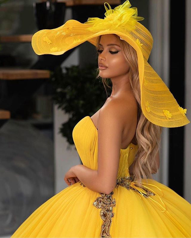 Sexy Yellow Organza Quinceanera Dresses Beaded Belt Sweetheart Sweet 16 Dress Vestidos de Quinceaera Sexy Yellow Organza Quinceanera Dresses Beaded Belt Sweetheart Sweet 16 Dress Vestidos de Quinceaera