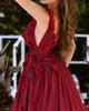 Burgundy Prom Dresses Arabisch Lange Kleider mit 3D Blumen V ausschnitt Shiny Perlen Spitze Frauen Backless