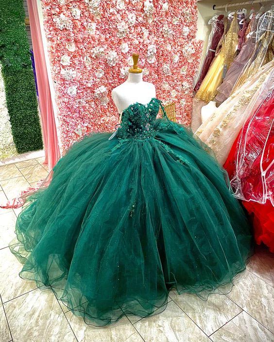 Emerald Green Tulle Quinceanera Dresses Beaded Sequins Sweet 16 Puffy Tulle Ball Gown Vestidos de Quinceaera Emerald Green Tulle Quinceanera Dresses Beaded Sequins Sweet 16 Puffy Tulle Ball Gown Vestidos de Quinceaera