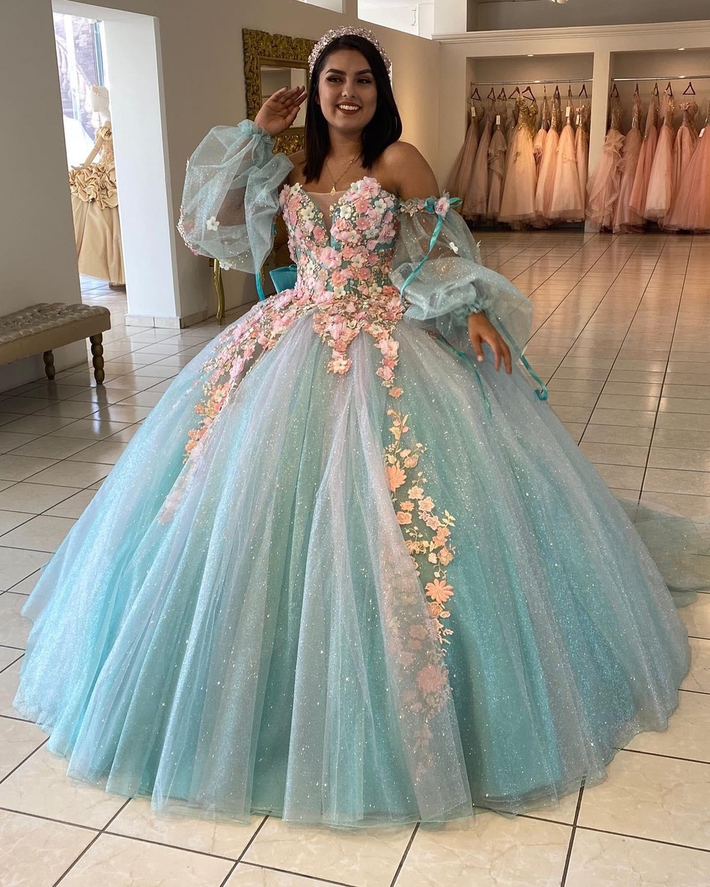 Beautiful Ice Blue Quinceanera Dress with 3D Flowers Floral Sweet 16 Dress Puffy Tulle Ball Gown vestidos de quinceaera Beautiful Ice Blue Quinceanera Dress with 3D Flowers Floral Sweet 16 Dress Puffy Tulle Ball Gown vestidos de quinceaera